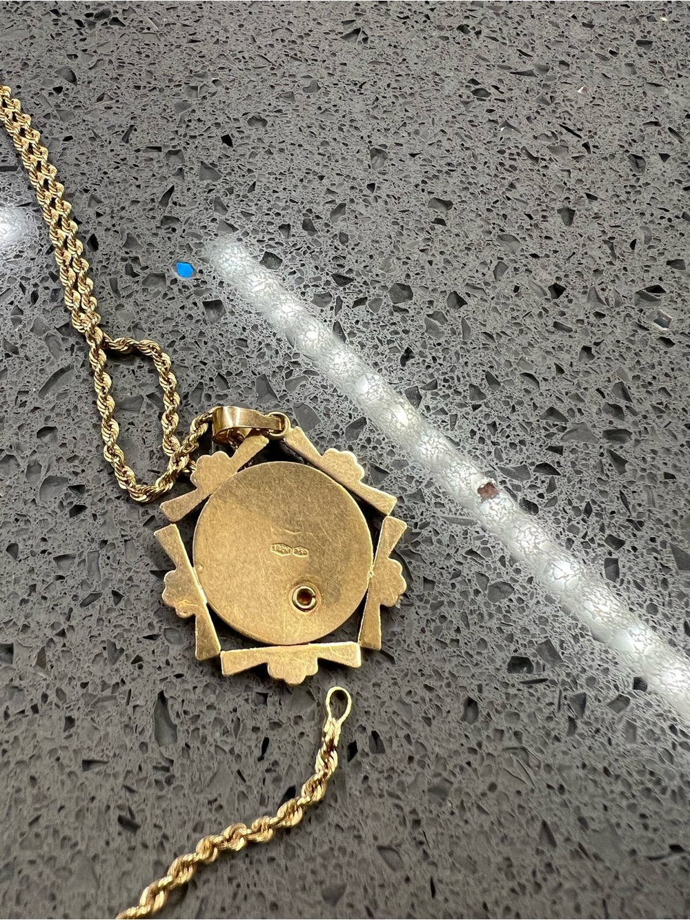 gold Virgin Mary pendant with 14k robe chain antique - Picture 6 of 10